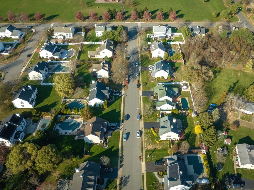 Northern New Jersey's Real Estate Market Shows Sharp Divergence Across Towns