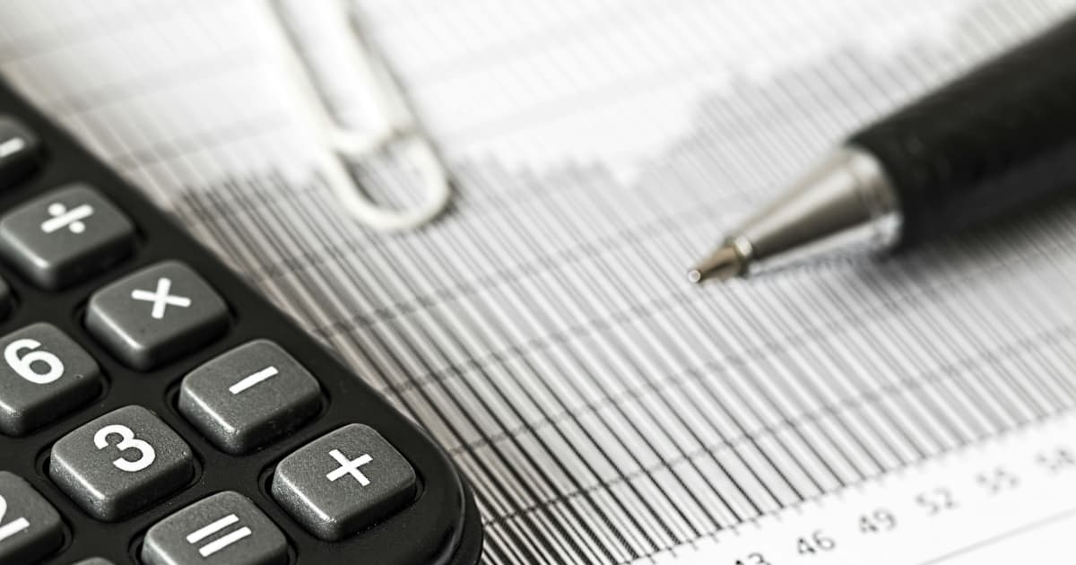 The Fed Keeps Current Lending Rate, Signals Possible Hike Later