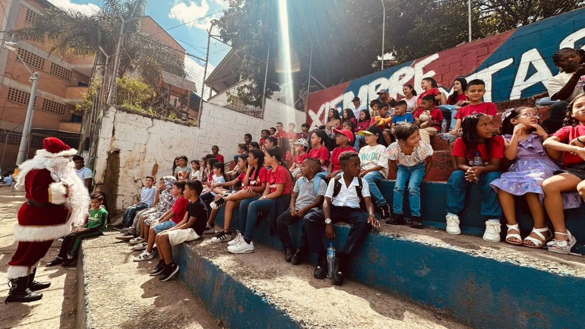 Colombia Nonprofit Embeds Mental Health Support Into Community Empowerment Framework
