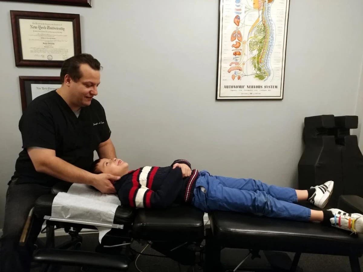 Cucci Chiropractic Celebrates 25 Years, Introduces Spanish Intake Forms