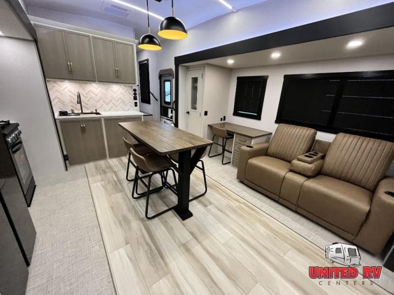 United RV Highlights Entegra Vision XL Motorhomes and Used Campers in Georgia