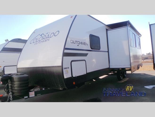 Traveland RV Dealership Expands Fifth Wheels and Camper Inventory in Sioux Falls