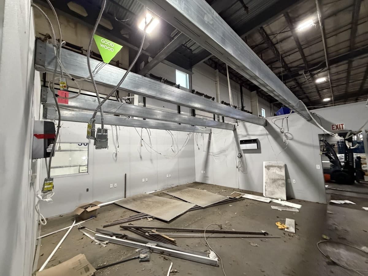 SoFlo Installations Completes Modular Office Builds Across 42 States, Offering Turnkey Solutions Inside Warehouses and Plants