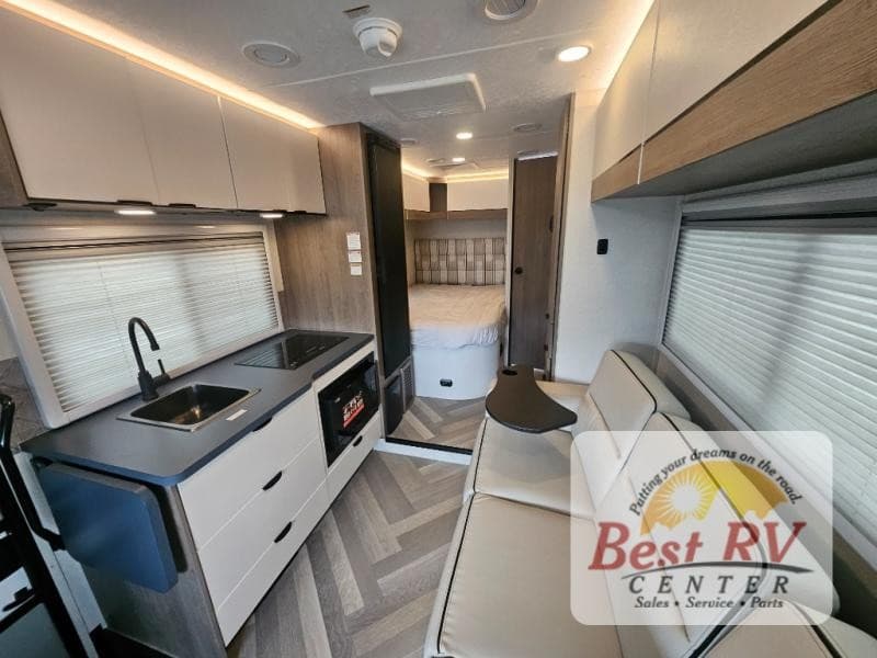 Best RV Center Adjusts Inventory Strategy to Match Seasonal Demand and Supply