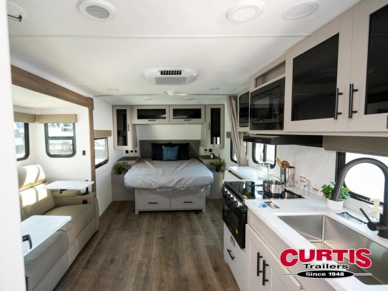 Curtis Trailers Expands 2026 RV Lineup with Alliance RV Delta Models in Oregon