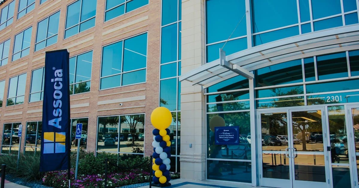 Associa CEO John Carona Joins Building Texas Show to Discuss HOA Management